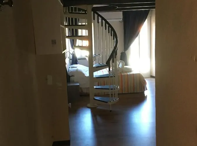 여관 New Arcobaleno Ossegna 3*